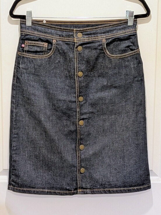 Polo Ralph Lauren Dresses & Skirts - EUC 90s Ralph Lauren 2 Polo Jeans Co Dark Wash Snap Front Denim Skirt